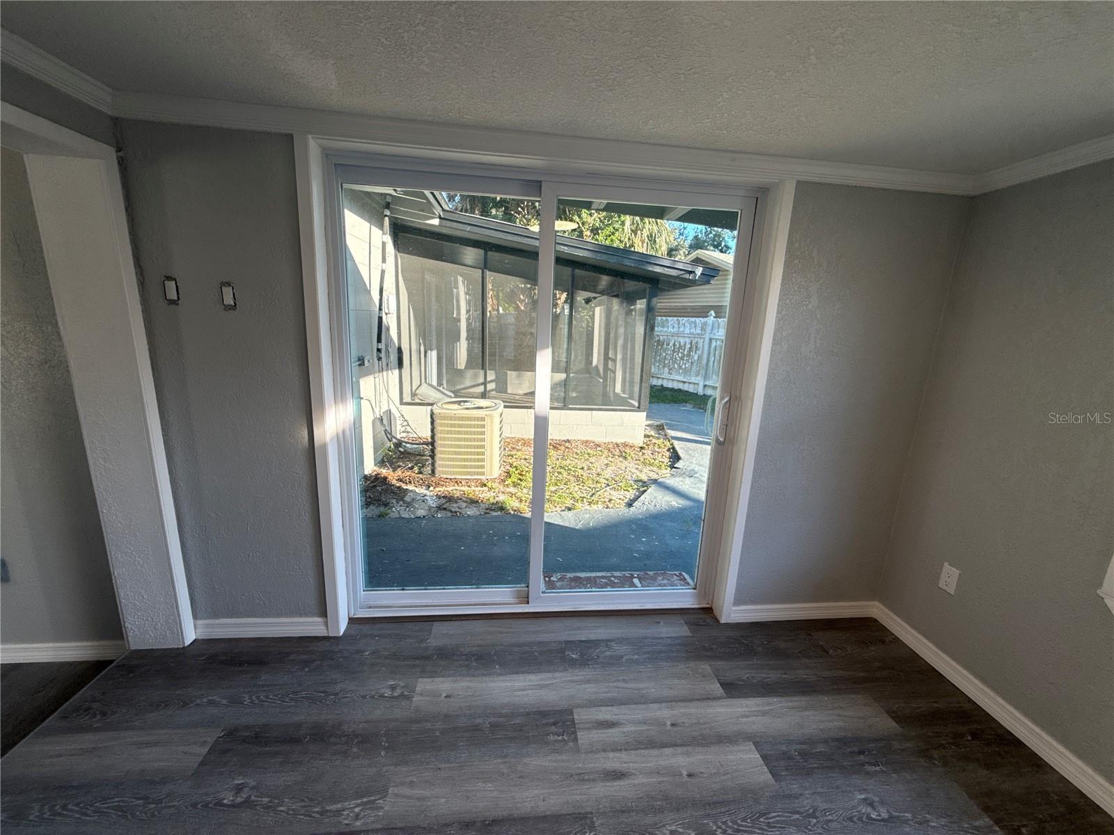 TAVARES PALM DORA PARK - Residential