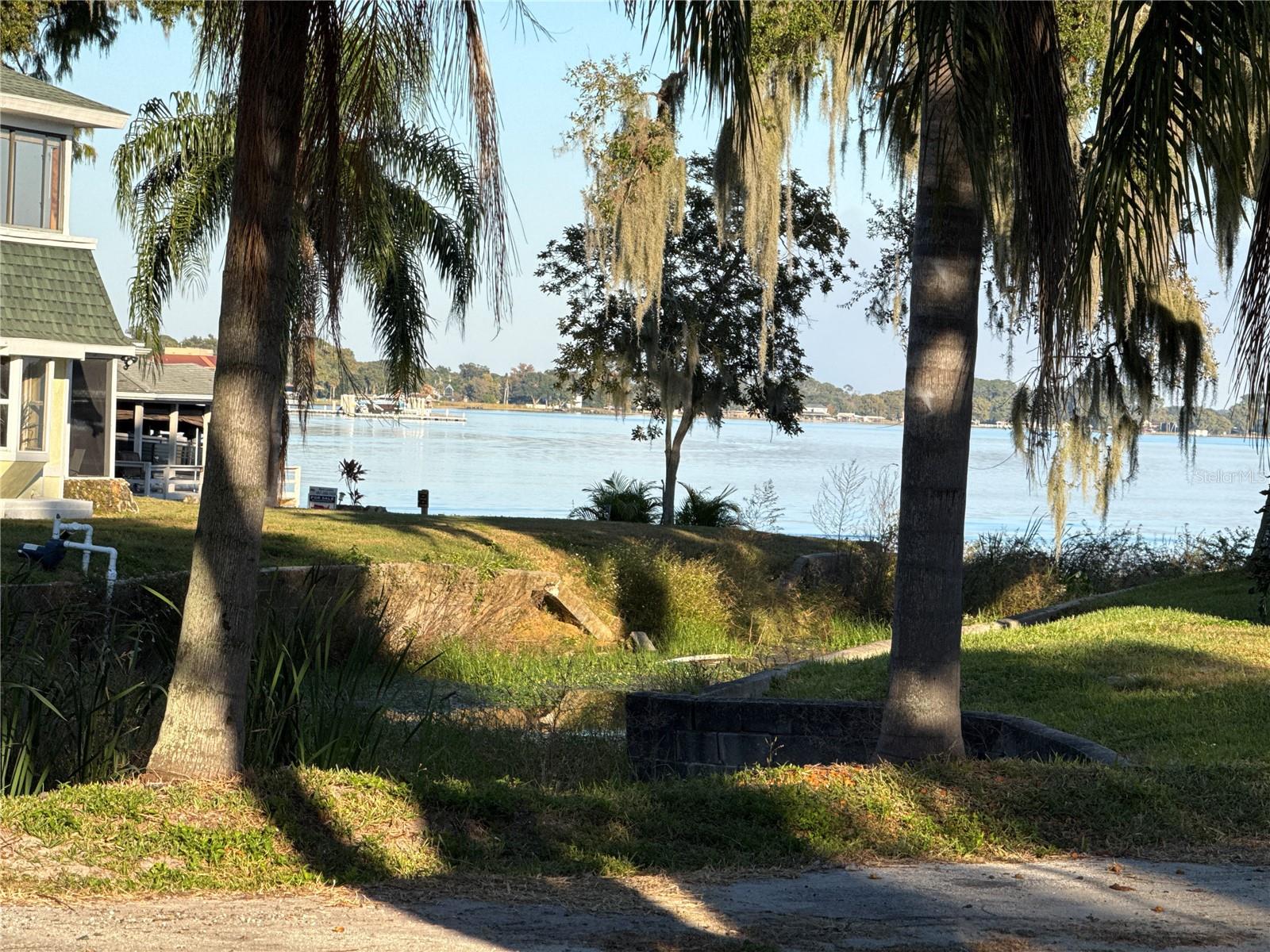 TAVARES PALM DORA PARK - Residential