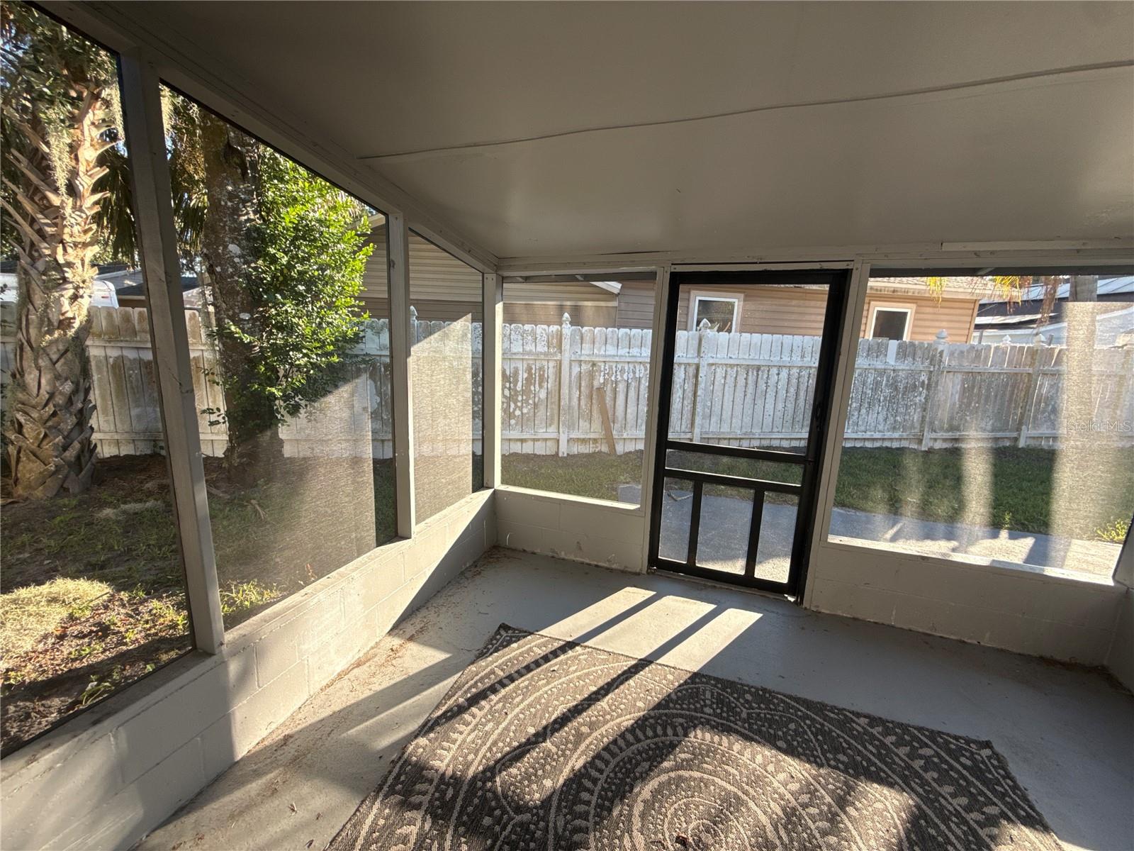 TAVARES PALM DORA PARK - Residential