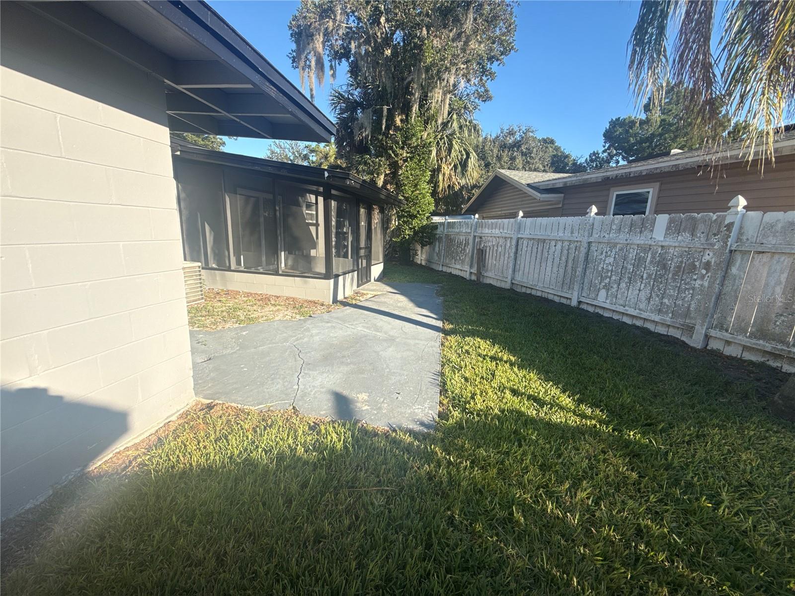 TAVARES PALM DORA PARK - Residential