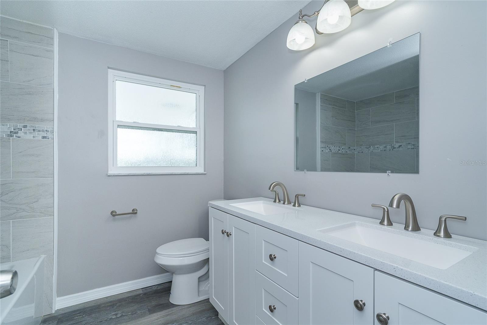 RIVERSIDE - Residential