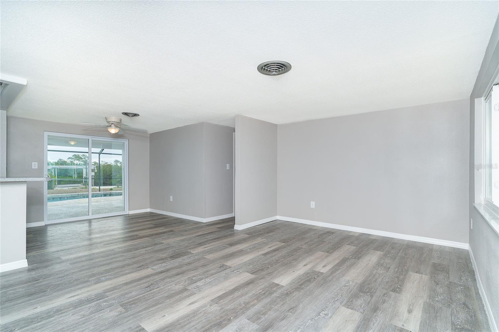 RIVERSIDE - Residential