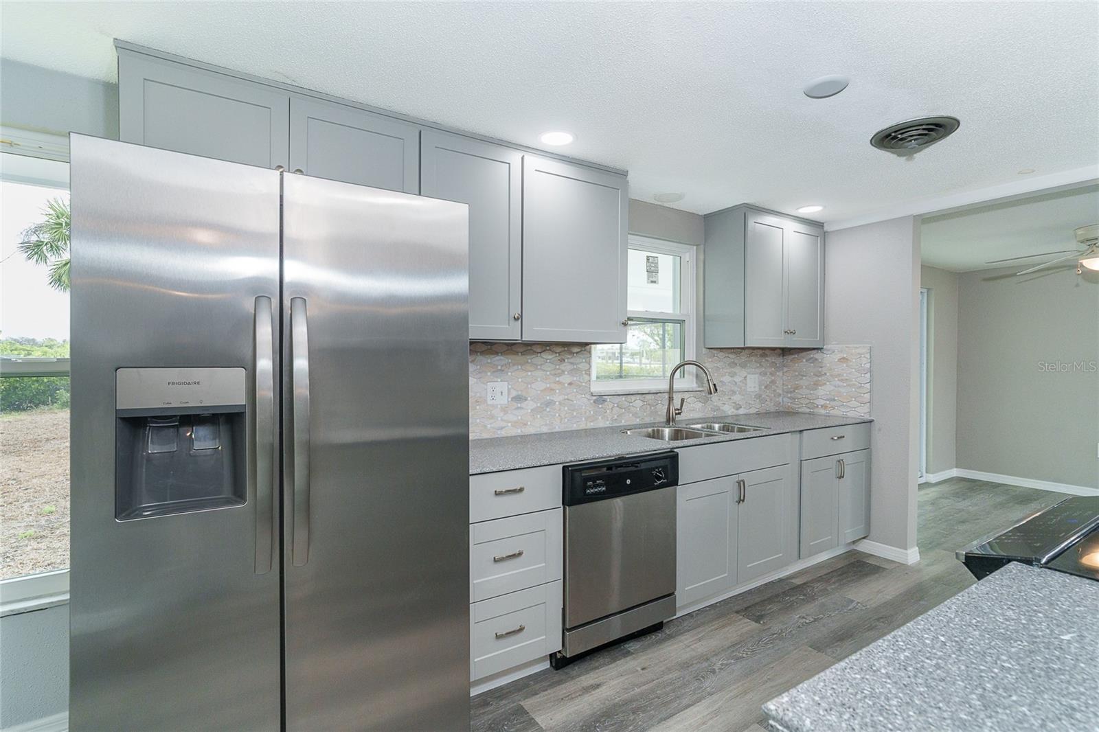 RIVERSIDE - Residential