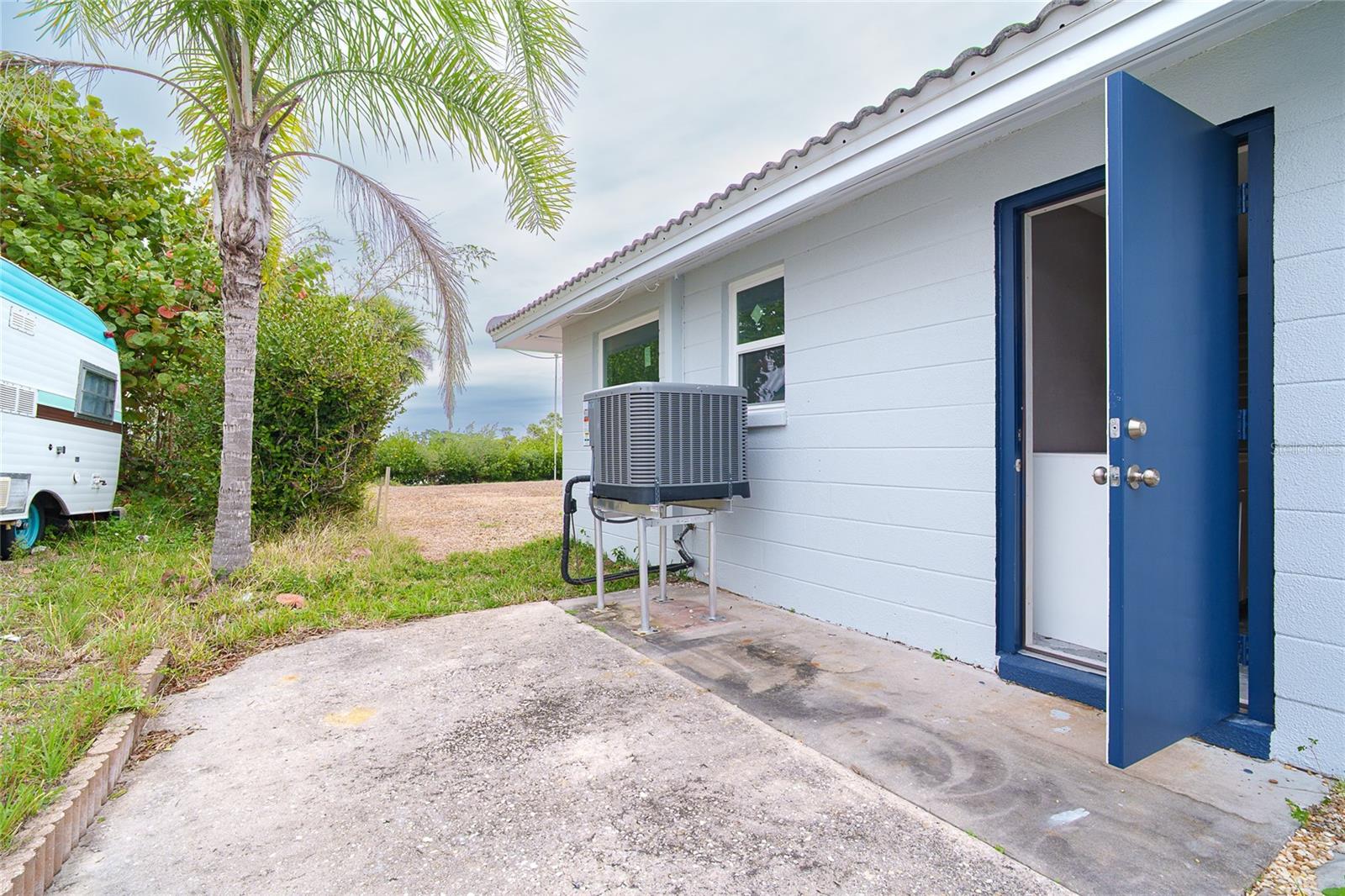 RIVERSIDE - Residential