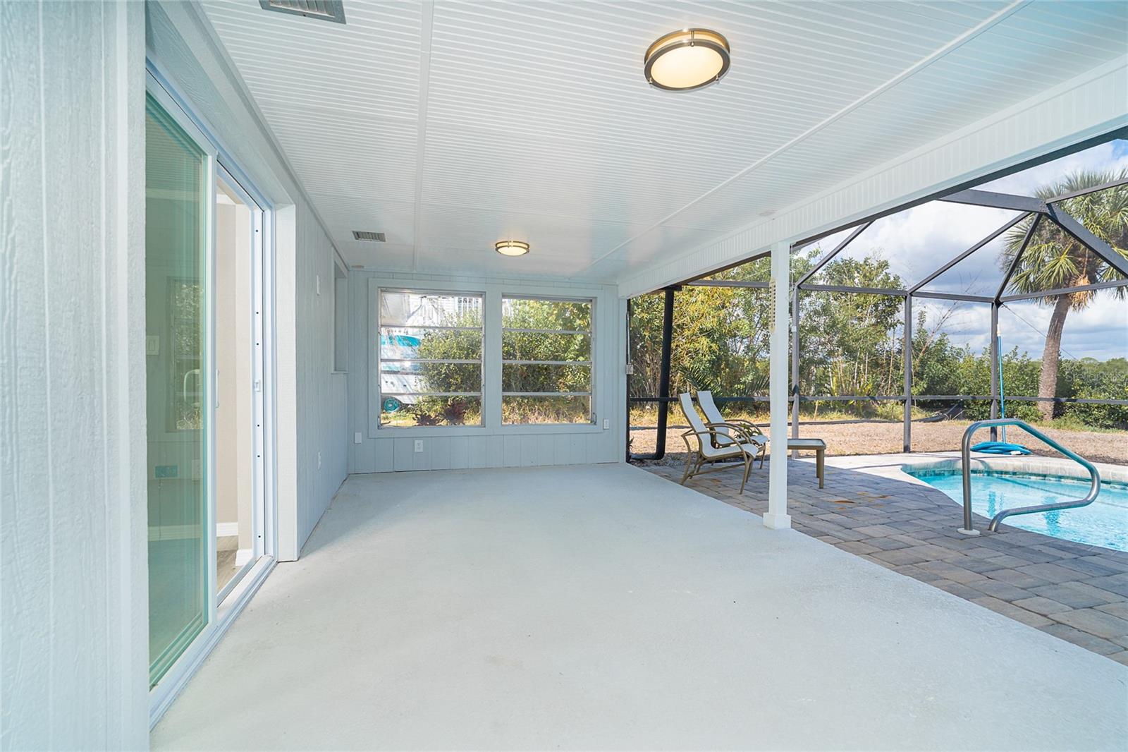 RIVERSIDE - Residential