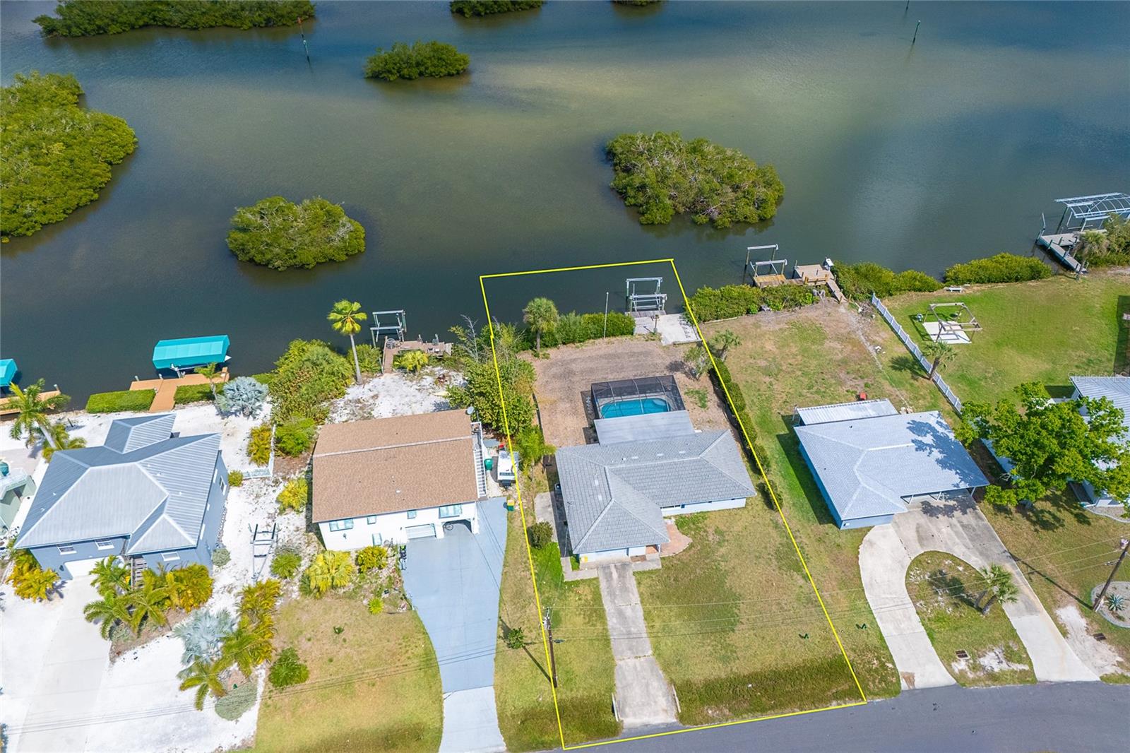 RIVERSIDE - Residential