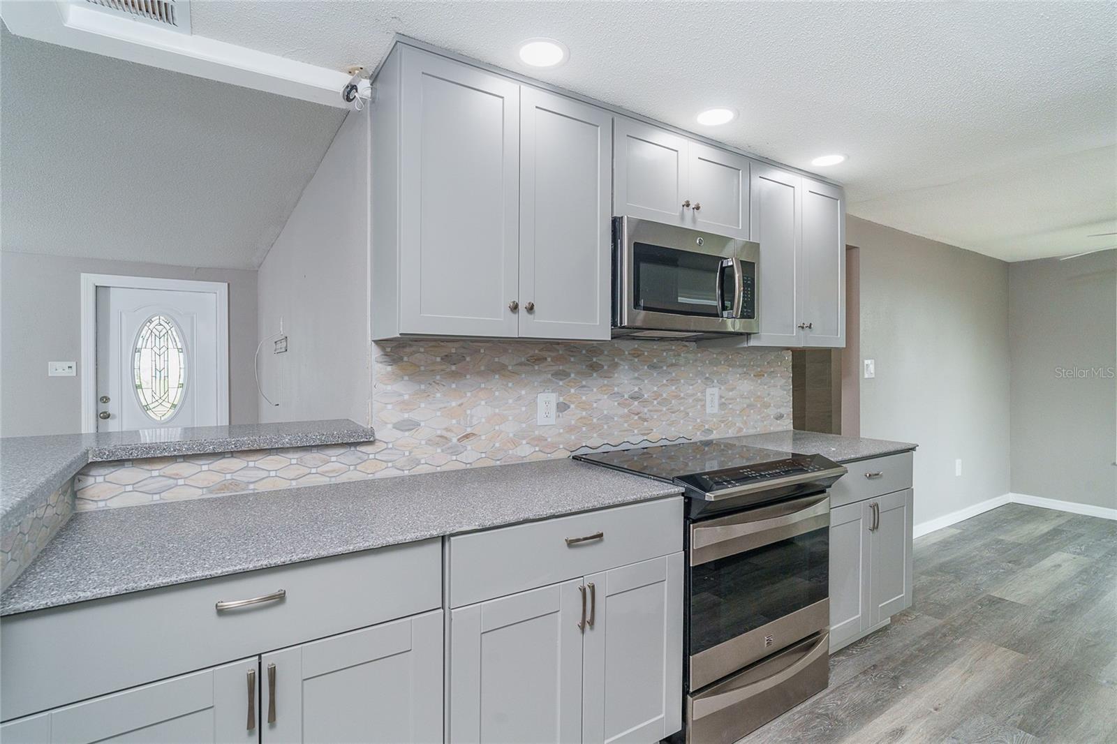 RIVERSIDE - Residential