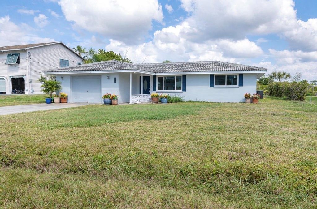 Photo of 130 Crestview Drive, Englewood, FL 34223 (MLS # D6146593)