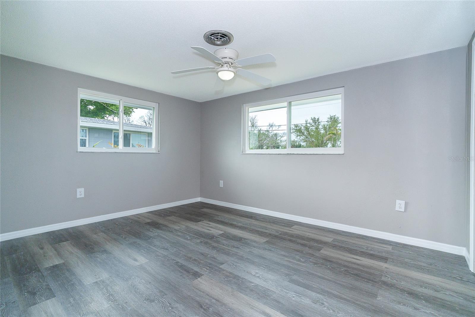 RIVERSIDE - Residential