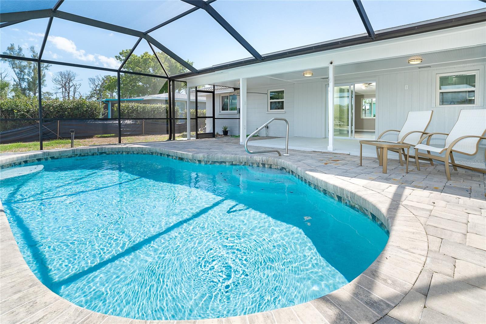 RIVERSIDE - Residential