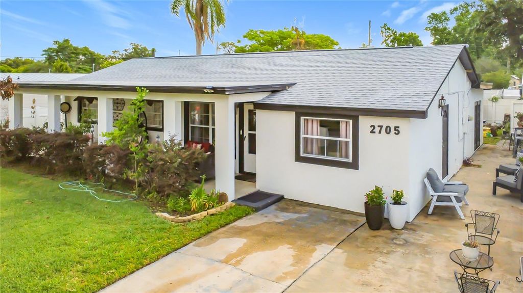 Photo of 2705 Arc Drive, Orlando, FL 32826 (MLS # O6403206)