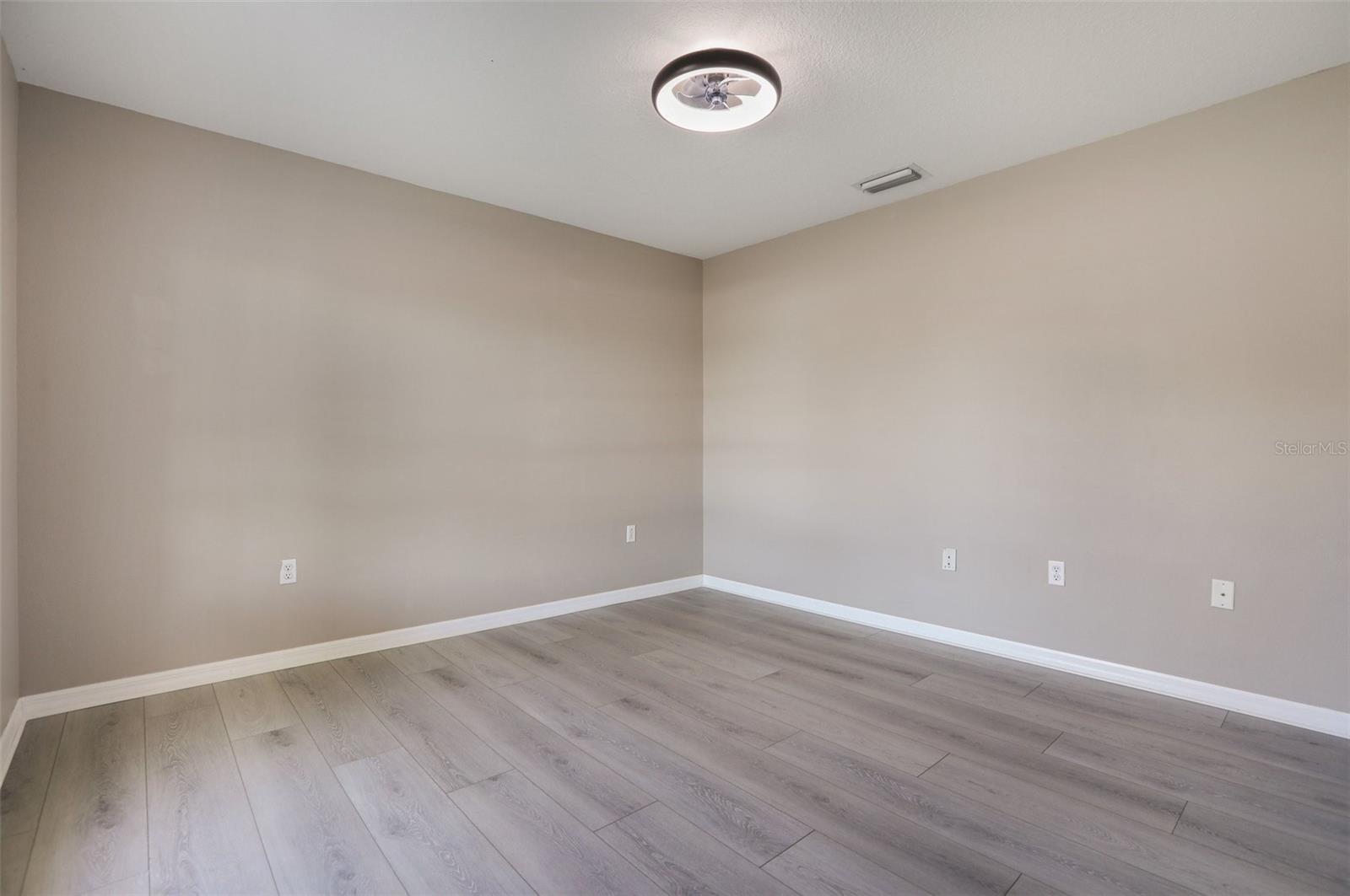 SABAL HARBOUR PH IV - Residential Lease