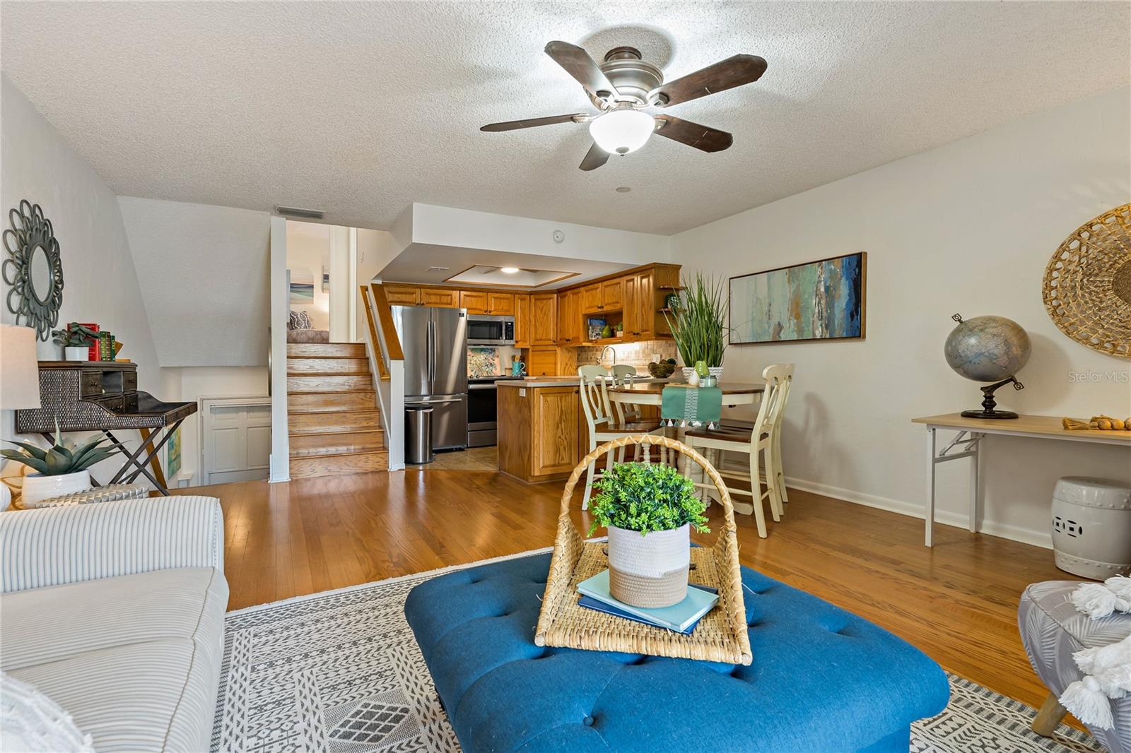 Photo 14 of 55 of 200 MERES BOULEVARD 11 townhome