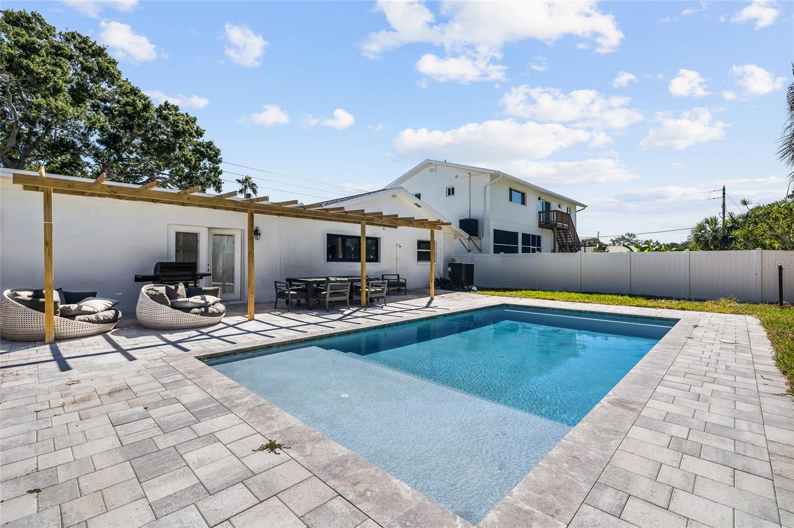 5910 DENVER STREET NE