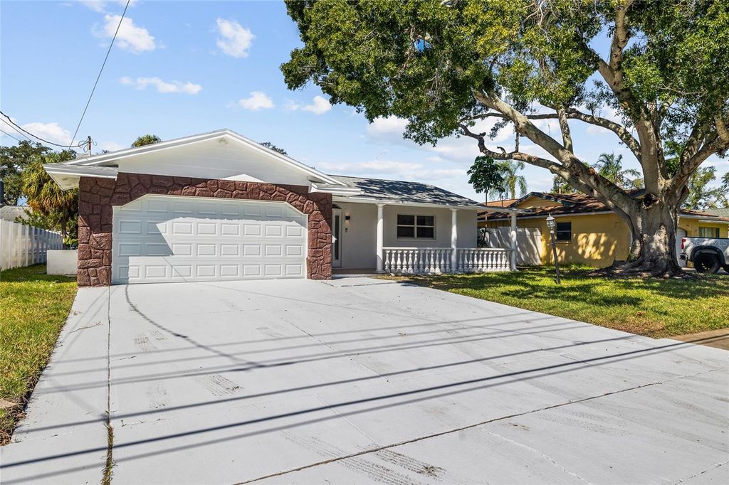 Photo of 5910 Denver Street NE, St Petersburg, FL 33703 (MLS # TB8437569)