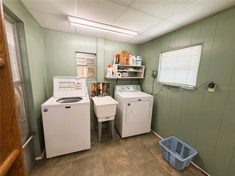 Tiny photo for 101 Mandarin Cove, Leesburg, FL 34748 (MLS # G5119346)