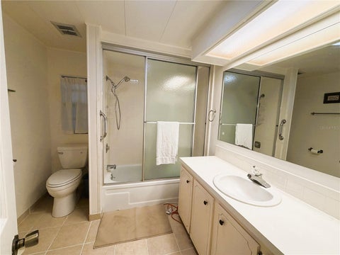 Tiny photo for 101 Mandarin Cove, Leesburg, FL 34748 (MLS # G5119346)