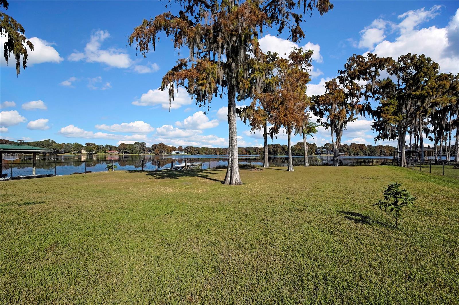 KEATINGS DEVIL NECK 04 - Residential