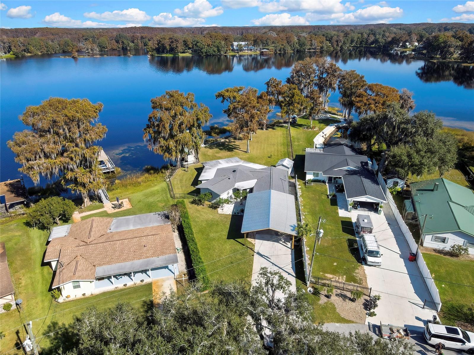 KEATINGS DEVIL NECK 04 - Residential