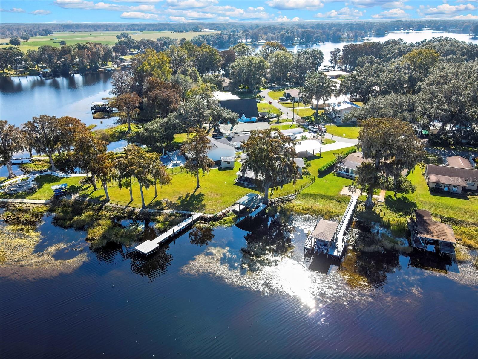 KEATINGS DEVIL NECK 04 - Residential