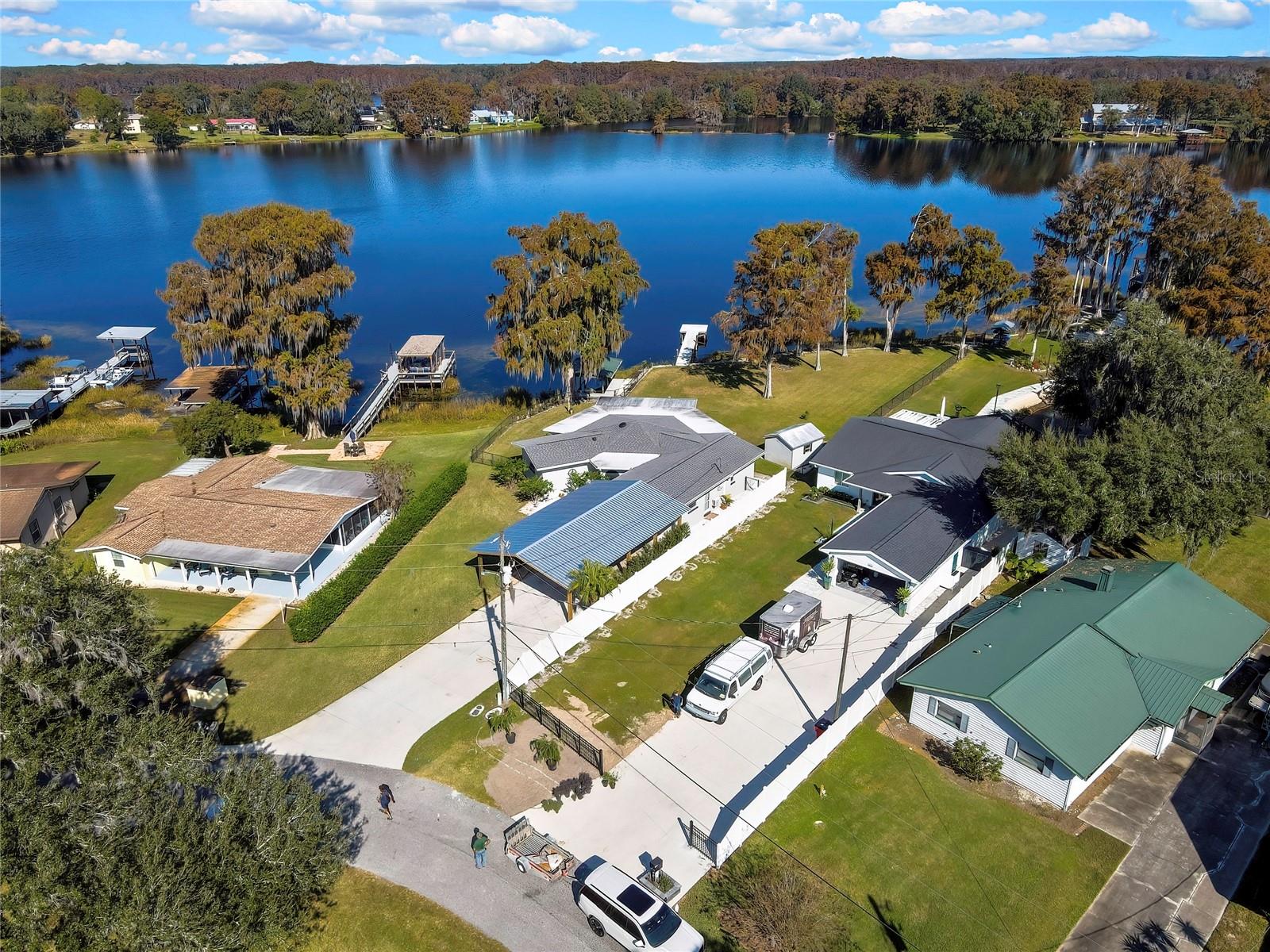 KEATINGS DEVIL NECK 04 - Residential