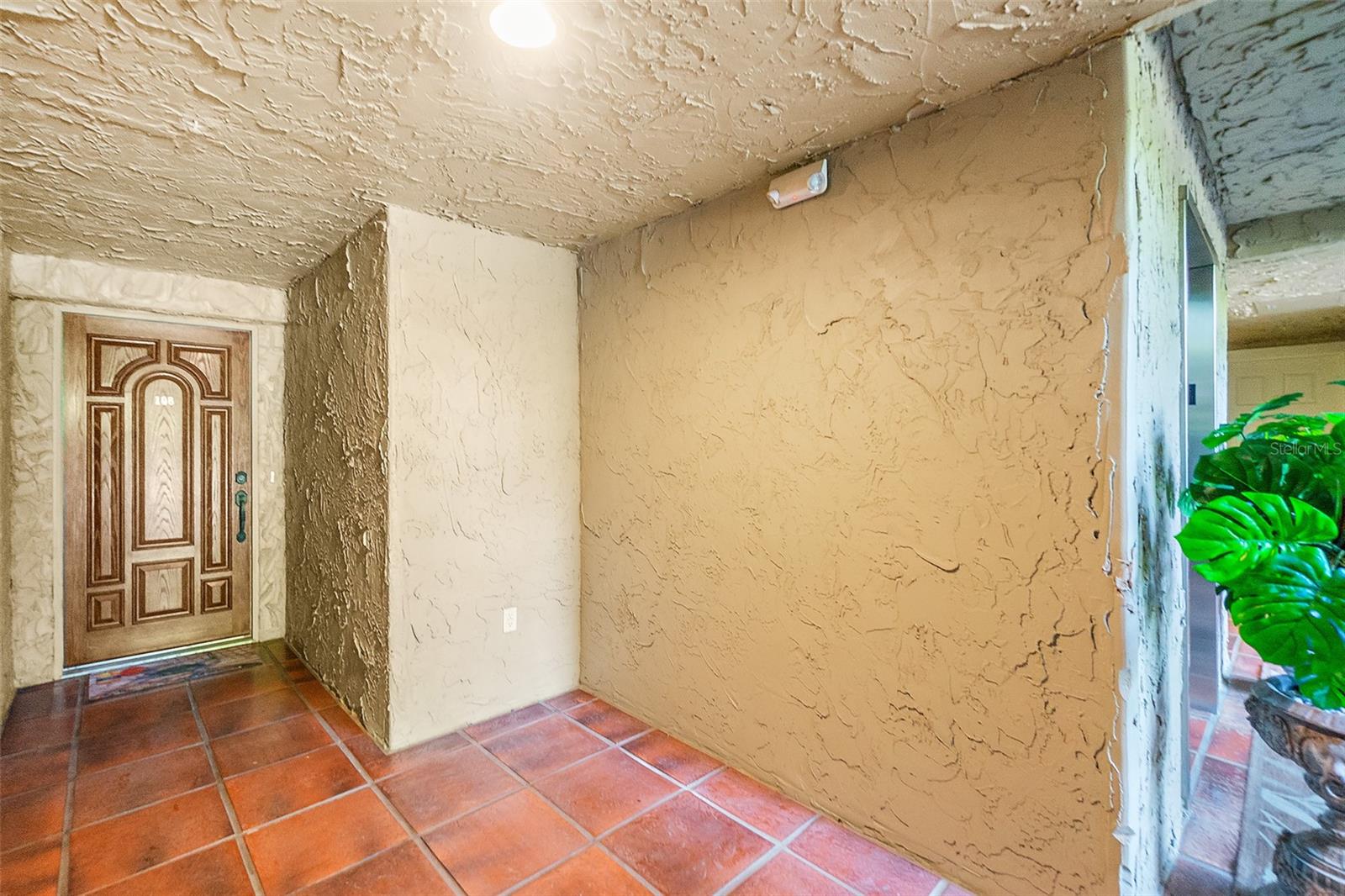 106 CLUB HOUSE DRIVE 106