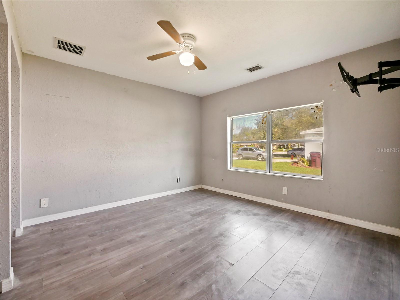 ST CLOUD 2ND TOWN OF - Residential Income