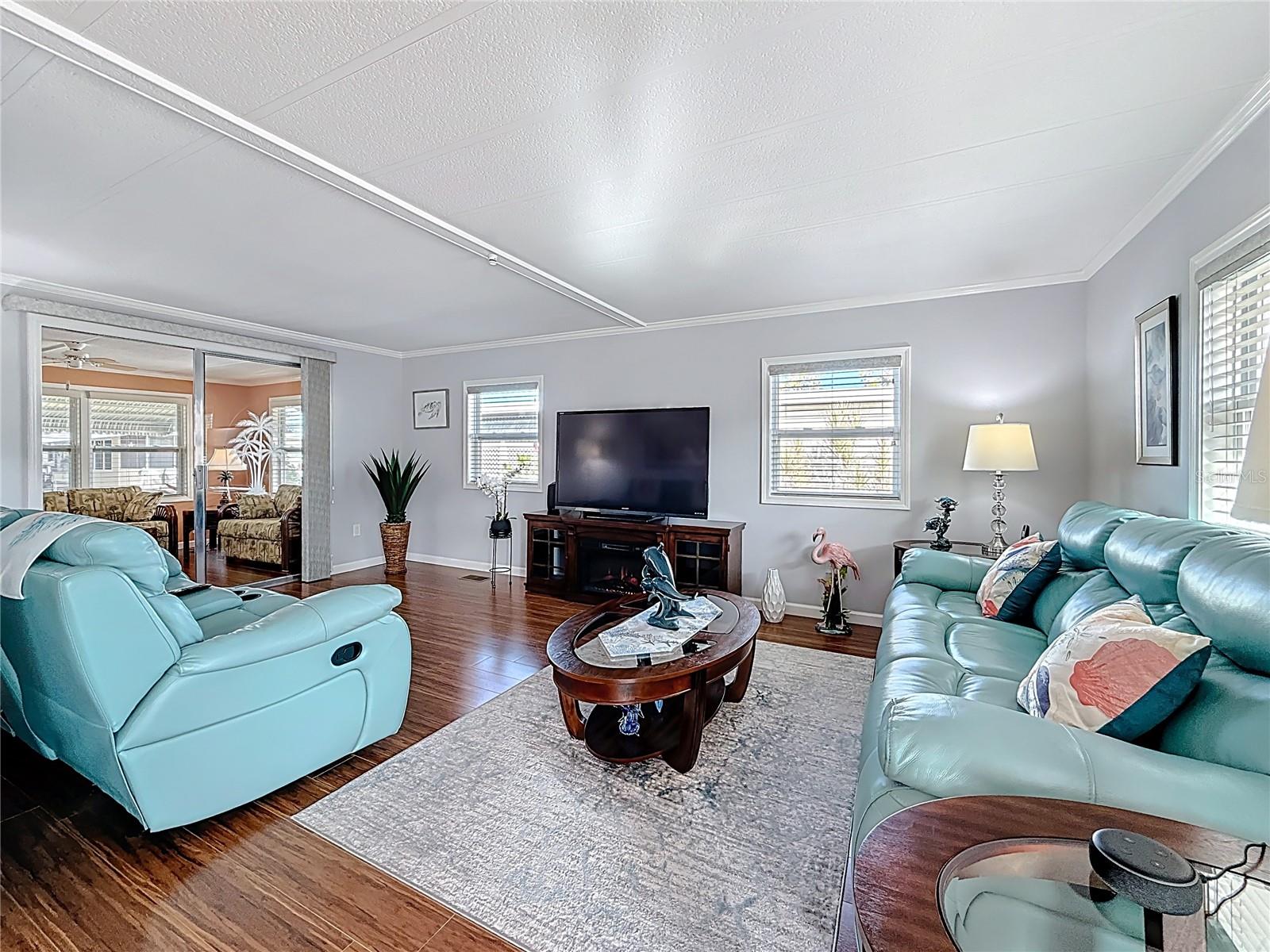 CLUB CHALET UNREC MHP - Residential