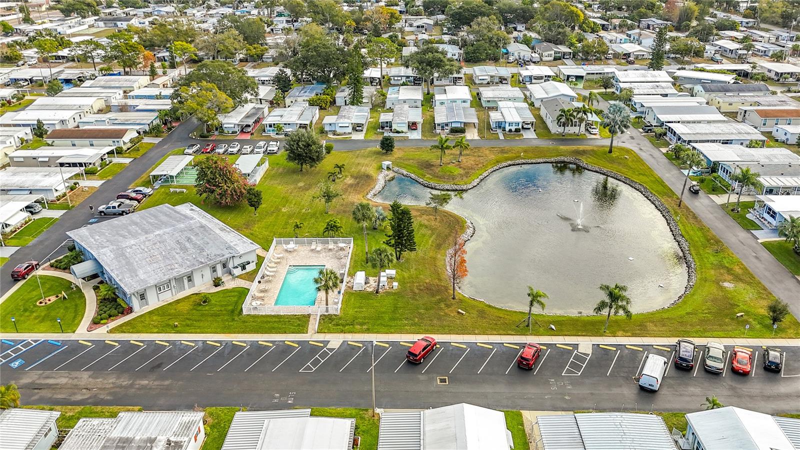 CLUB CHALET UNREC MHP - Residential