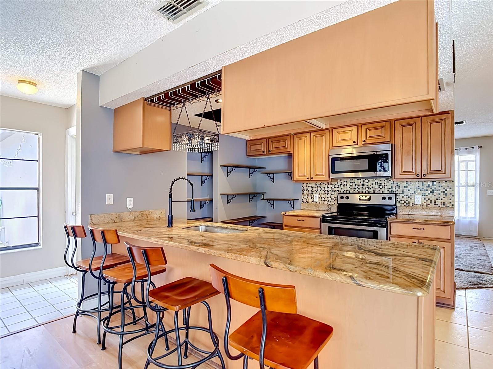 SPRING HILL - Residential