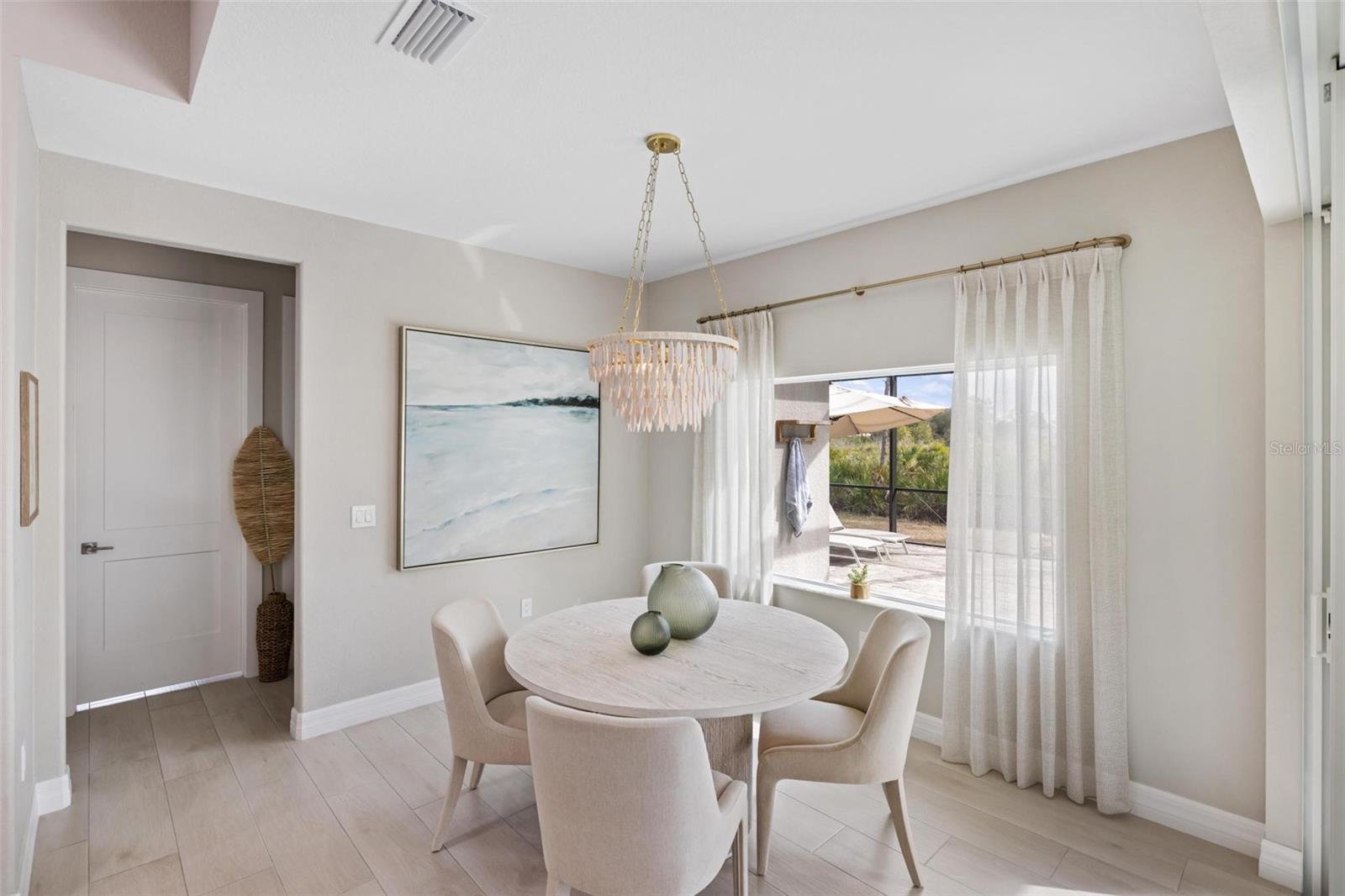 ROTONDA SANDS - Residential