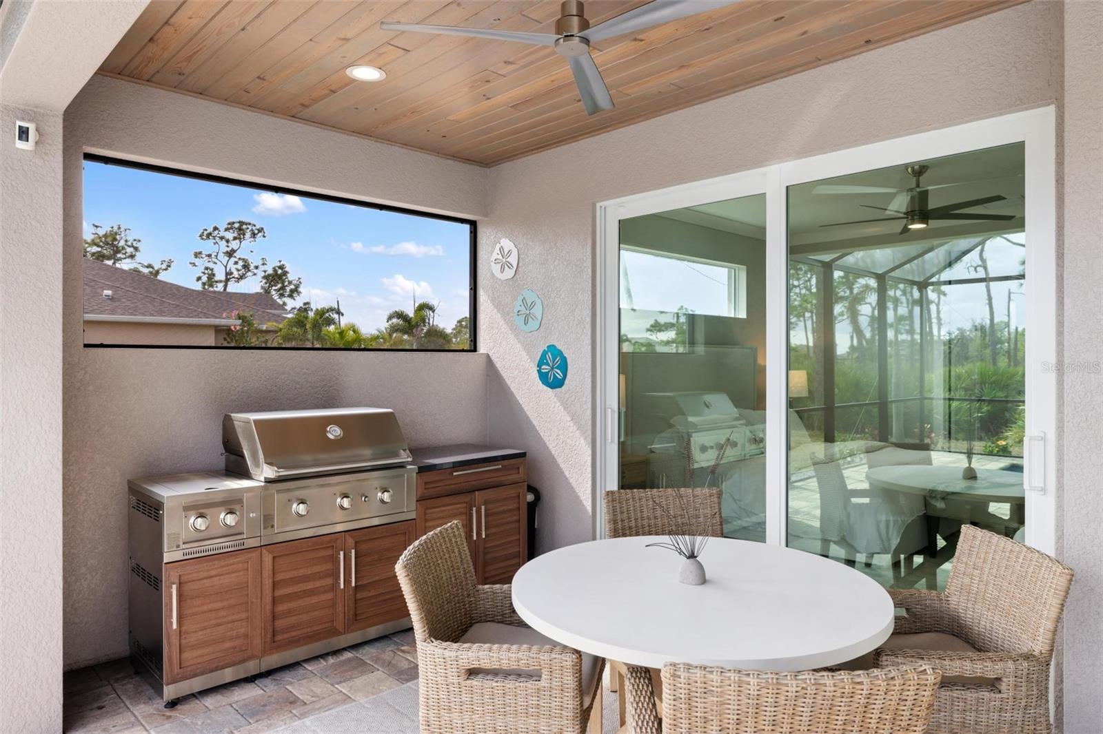 ROTONDA SANDS - Residential