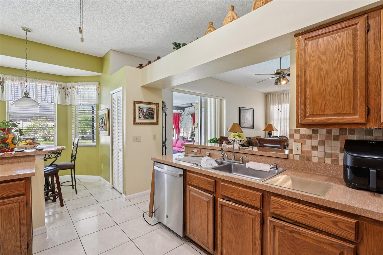 HUNTERS CREEK TR 235B PH 04 - Residential