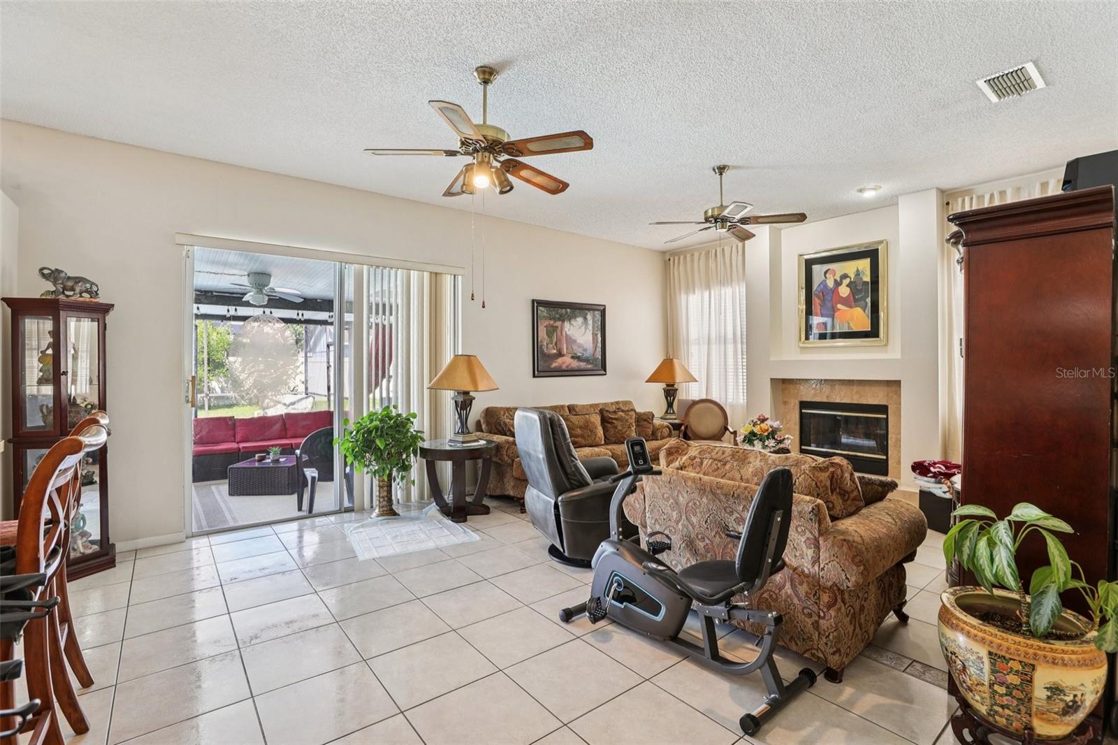 HUNTERS CREEK TR 235B PH 04 - Residential