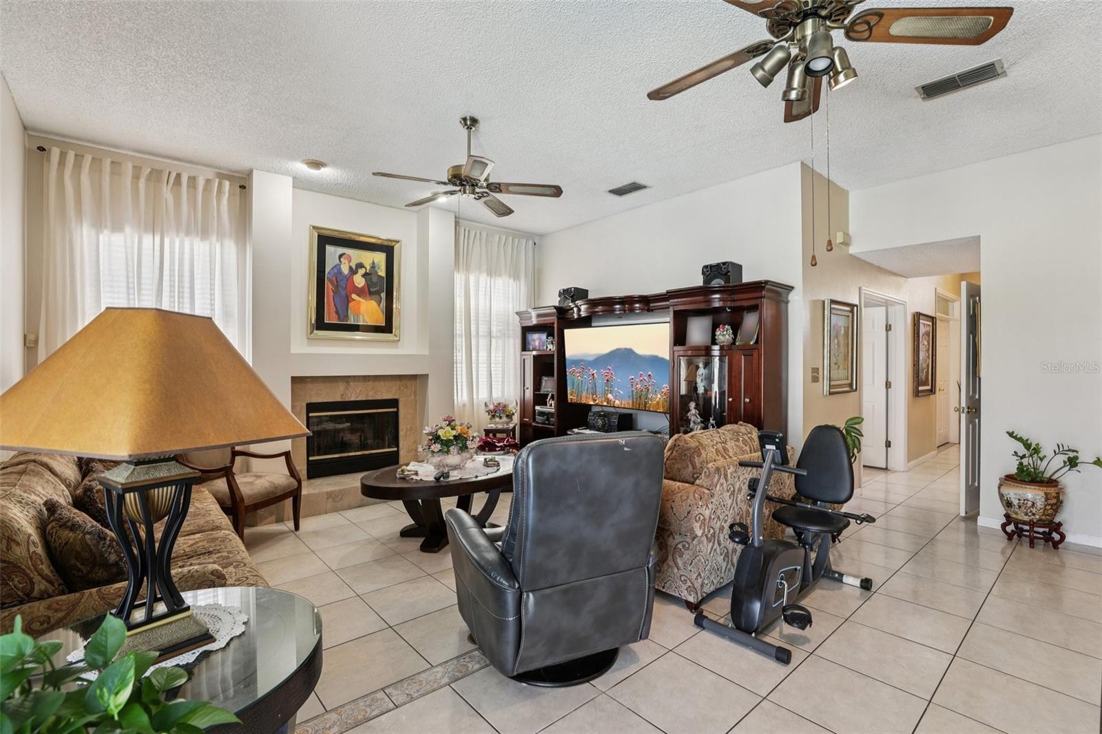 HUNTERS CREEK TR 235B PH 04 - Residential