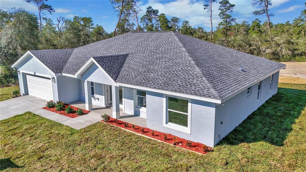Photo of 17490 SW 18th Ave Road, Ocala, FL 34473 (MLS # OM711994)