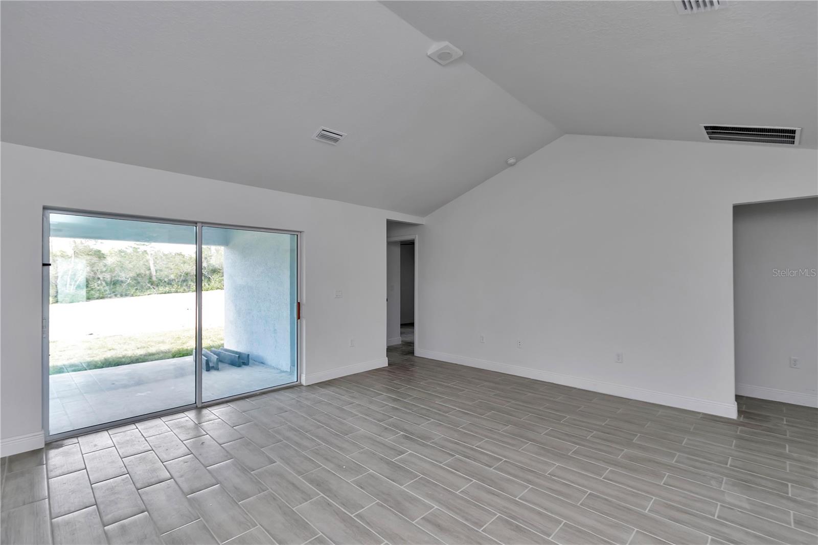 MARION OAKS UNIT 4 - Residential
