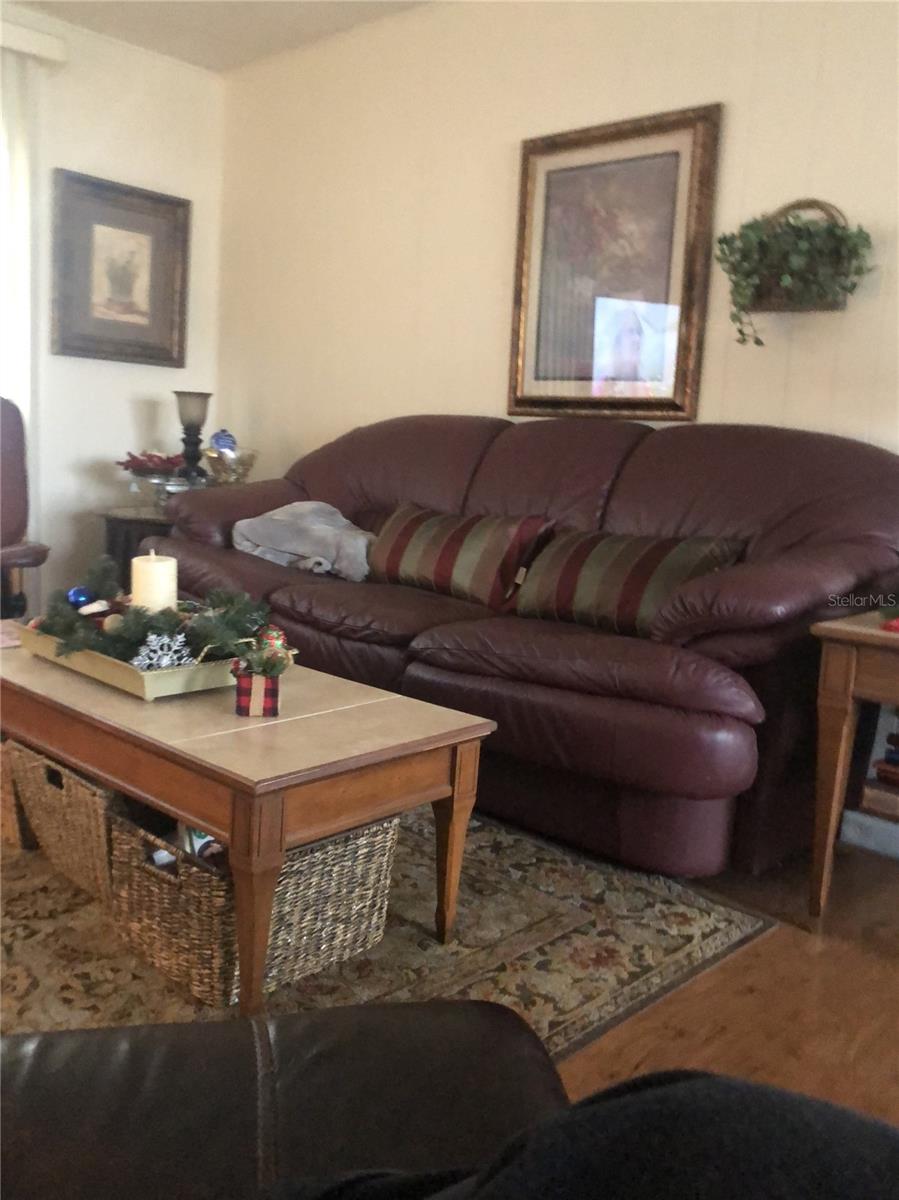 LAKE TARPON MOBILE HOME VILLAGE - Residential Lease