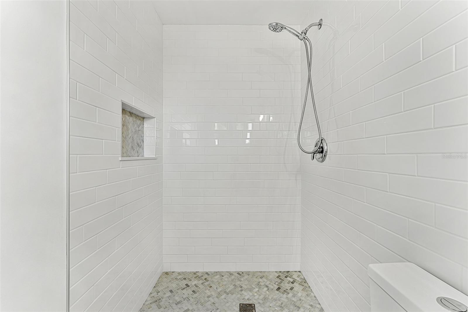 BARONY ESTATES - Residential