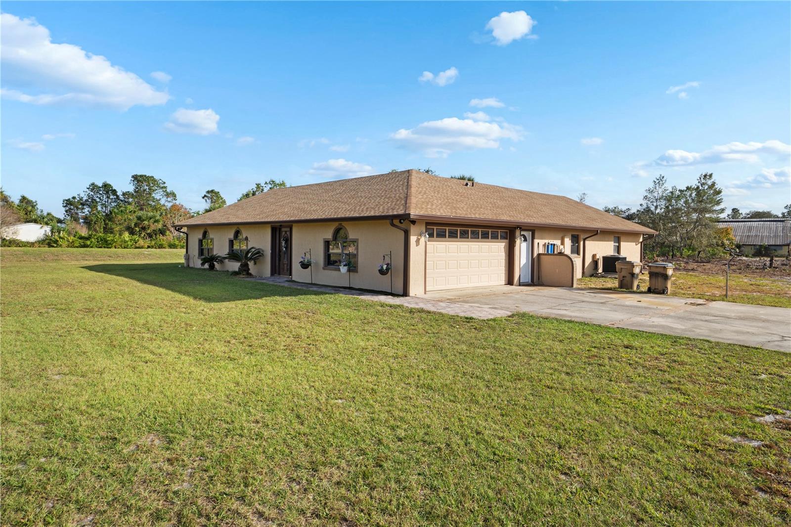 SORRENTO SHORES - Residential