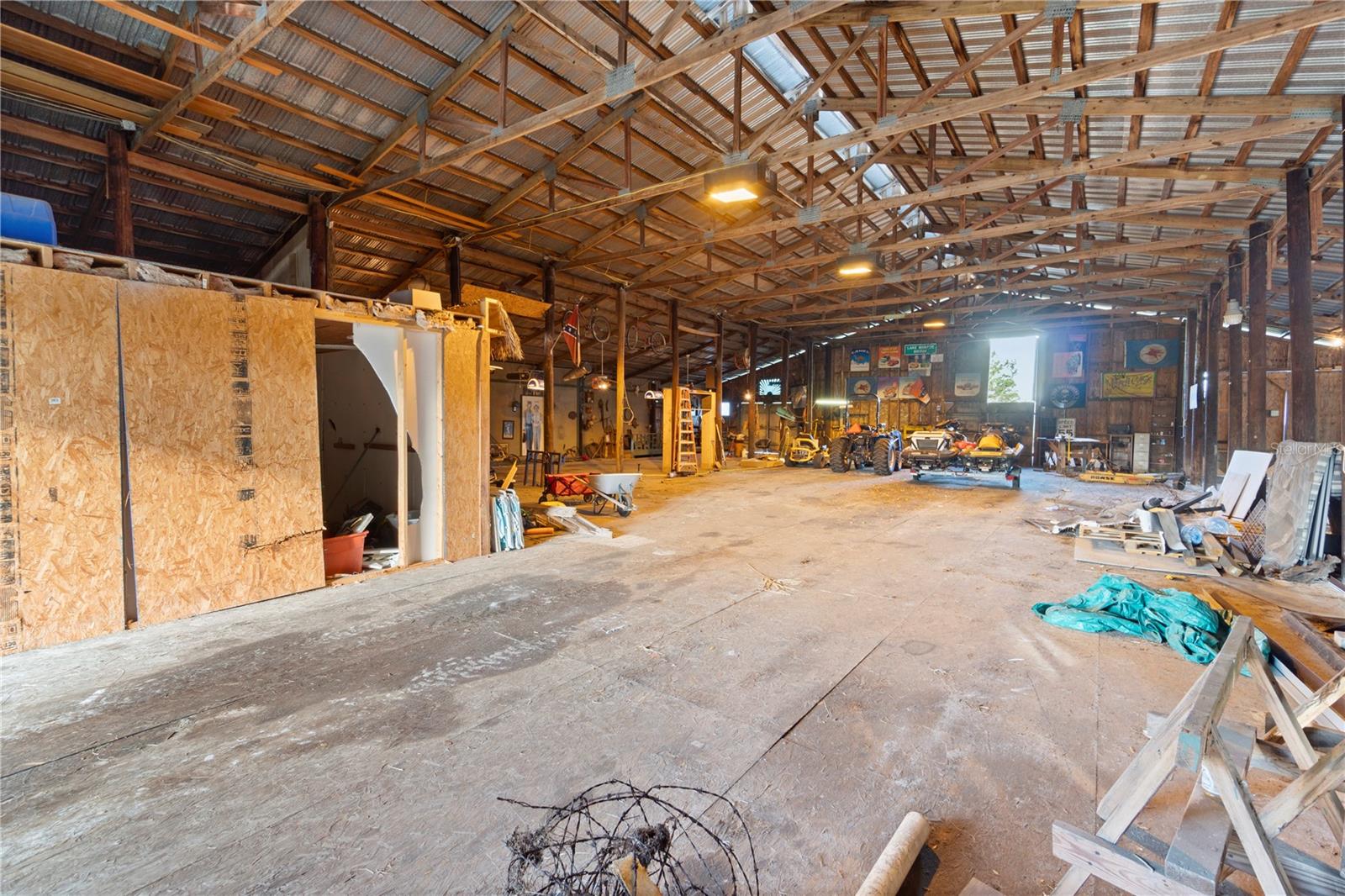 SORRENTO SHORES - Residential