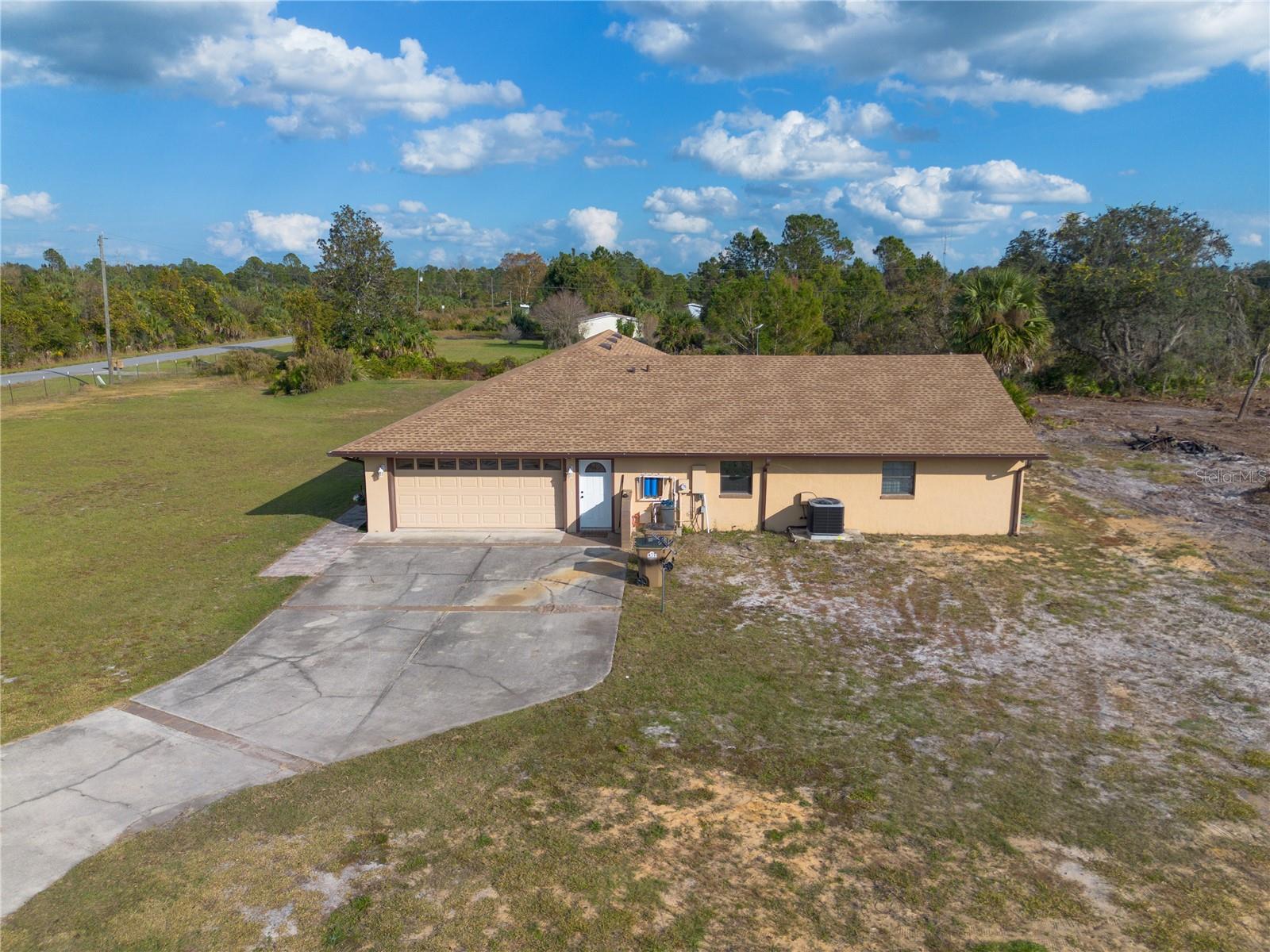 SORRENTO SHORES - Residential