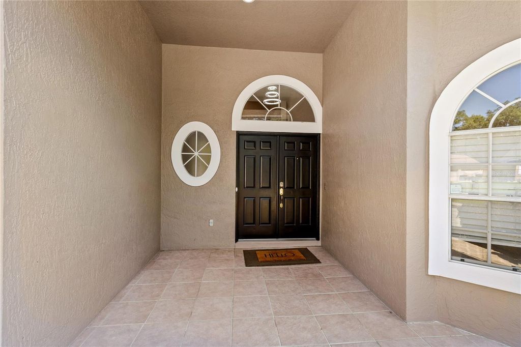 Photo of 690 Oak Hollow Way, Altamonte Springs, FL 32714 (MLS # O6410156)