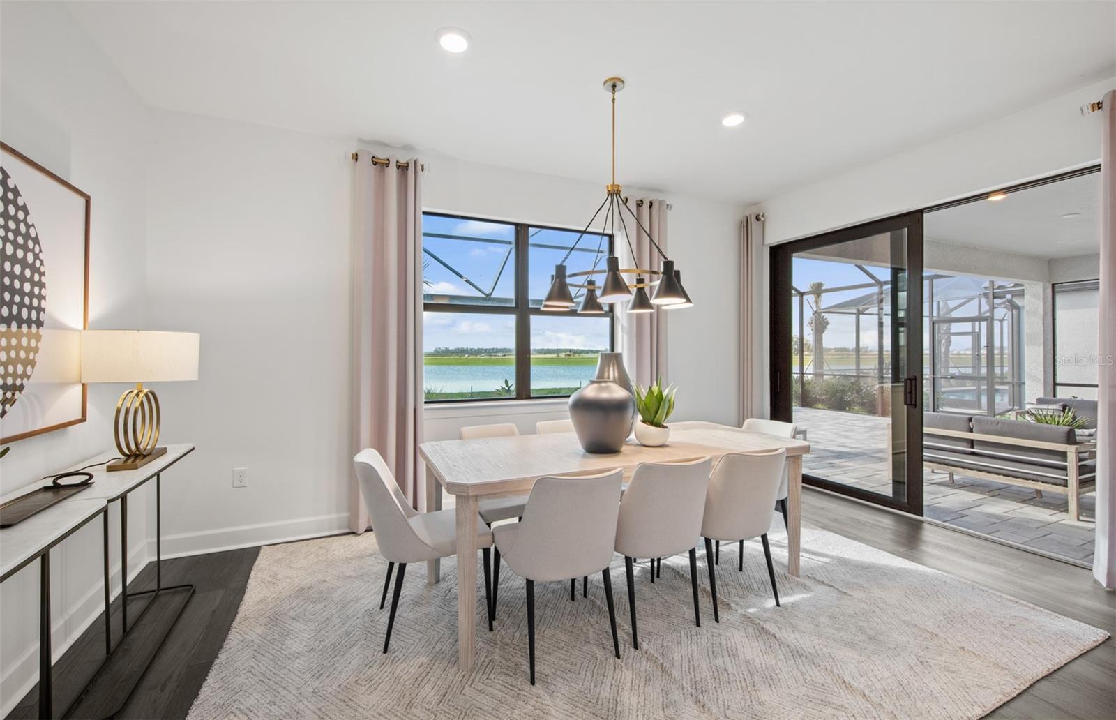 3550 - SUMMER COURT ESTATES - Residential