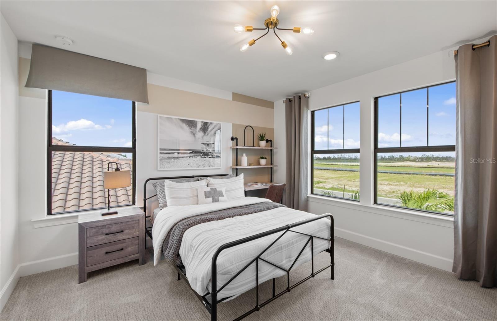 3550 - SUMMER COURT ESTATES - Residential