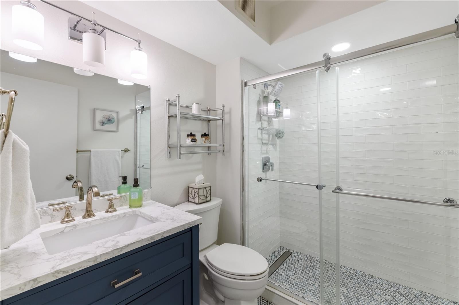 OCEAN GALLERY VISTAS PACIFICA - Residential