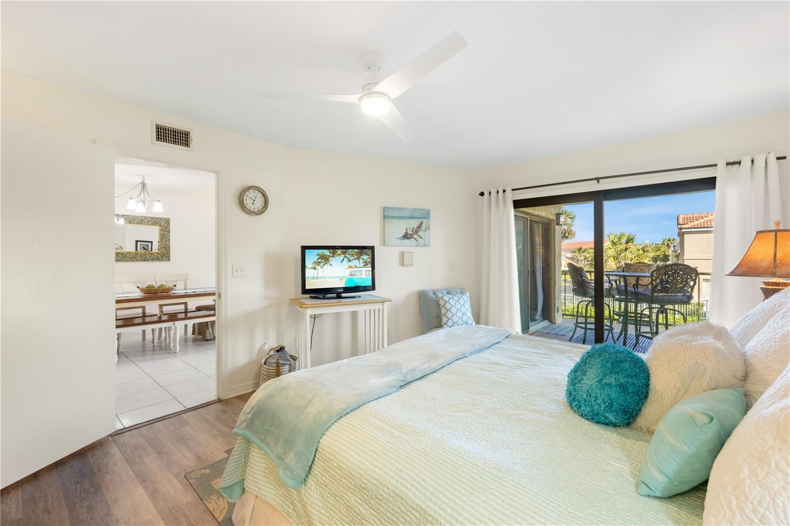 OCEAN GALLERY VISTAS PACIFICA - Residential