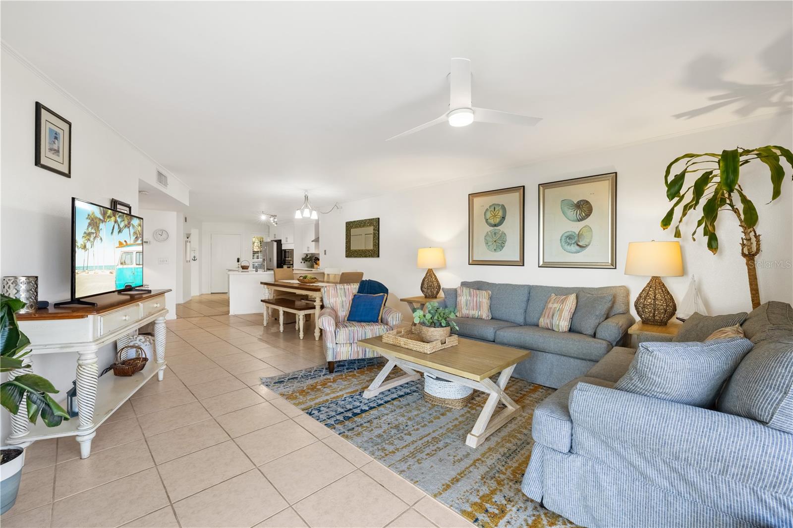 OCEAN GALLERY VISTAS PACIFICA - Residential