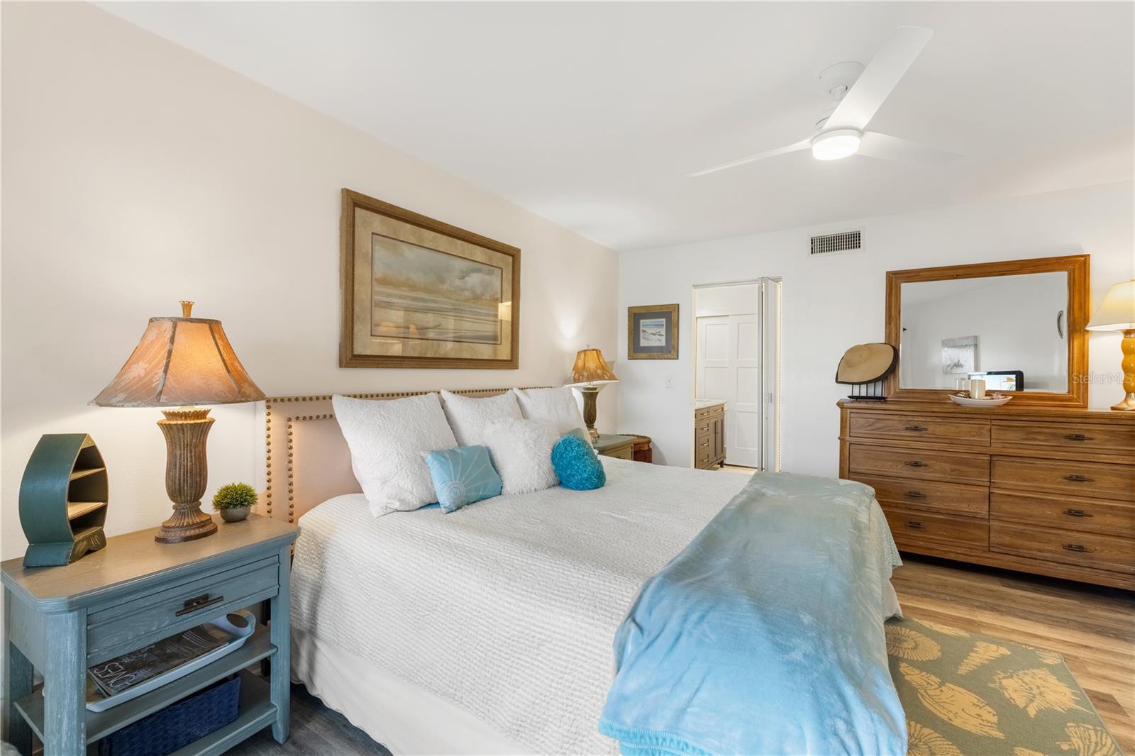 OCEAN GALLERY VISTAS PACIFICA - Residential