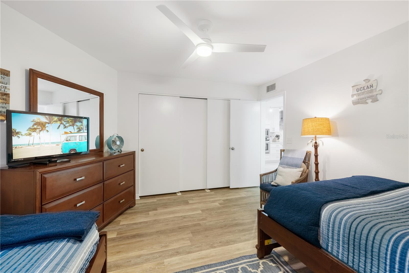 OCEAN GALLERY VISTAS PACIFICA - Residential